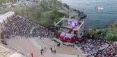 Girne Amerikan Üniversitesi 33. Dönem Mezunlarını Verdi
