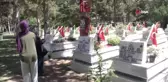 Arife Gününde Şehitlik ziyaretleri