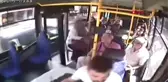 KOCAELİ Halk otobüsü sürücüsü, yaralı çocuğu hastaneye götürdü