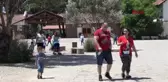 İZMİR DOĞAL YAŞAM PARKI'NA ZİYARETÇİ AKINI