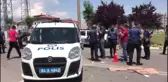 Ehliyetsiz ve alkollü sürücü polis aracına çarptı: 2 yaralı