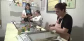 Kelebek hastası Ayşenur sanatla hayata tutunuyor