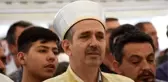 Müftü, gözyaşları içinde kazada ölen kızının cenaze namazını kıldırdı