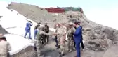 Vali Akbıyık'tan, 3 bin 450 rakımda görev yapan jandarmaya ziyaret - HAKKARİ