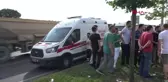 - SULTANGAZİ'DE TRAFİK KAZASI 1'İ AĞIR 3 YARALI