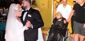 Pazar günü evlendiği eşinden boşanma kararı alan Zerrin Özer, hastane çıkışı görüntülendi