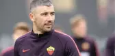 Kolarov, Fenerbahçe ile görüşmek için İstanbul'a geldi