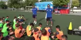 AYDIN Tek yumurta ikizleri futbol oynarken forma numaralarından ayırt ediliyor