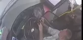 Otobüste fenalaşan yolcuyu şoför hastaneye yetiştirdi