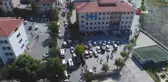 18 bin 450 seçmenin oy kullanacağı okuldaki yoğunluk havadan görüntülendi
