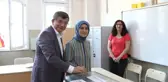 Oyunu kullanan eski Başbakan Ahmet Davutoğlu'ndan basın mensuplarına jest