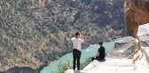 Botan Vadisi'ndeki Rasıl Hacar Tepesi turistlerin ilgisini çekiyor
