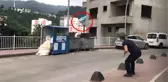Rizeli vatandaşın yolun karşısından çöp attığı anlar sosyal medyayı salladı