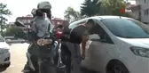 Namaza hazırlanan yaşlı adama kapkaç şoku