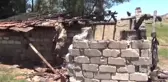 Evi yanan aileye yardım eli uzandı