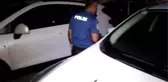 Polis aracın motoruna sıkışan yavru kediyi kurtardı