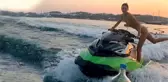 Güzel model Kendall Jenner, bikinili videosuyla sosyal medya akımına dahil oldu!
