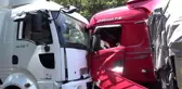 Tunceli'de tırlar kafa kafaya çarpıştı: 7 yaralı