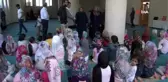 Başkan Türkmenoğlu Kuran kursu öğrencilerine hediye dağıttı