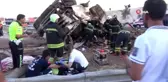 Sebze yüklü tır otobanı savaş alanına çevirdi: 3 ölü