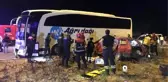 Sivas'ta yolcu otobüsü ile otomobil çarpıştı: 3 ölü, 1 yaralı (2)