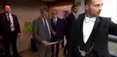 AB Komisyonu'nun yeni başkanı Ursula von der Leyen oldu