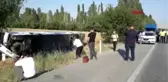 AFYONKARAHİSAR'DA YOLCU OTOBÜS DEVRİLDİ 7 YARALI