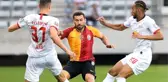 Galatasaray'da yeni transfer Şener Özbayraklı sakatlandı
