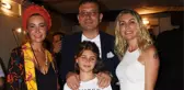 Zülfü Livaneli konserine gelen ünlüler Ekrem İmamoğlu ile fotoğraf çektirdi