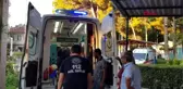 MANİSA KULA'DA OTOMOBİL TRAKTÖRE ÇARPTI 2'Sİ AĞIR 12 YARALI