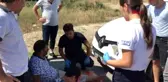 BURSA Hafif ticari araç, demir bariyere çarptı; sürücü ve yeğeni yaralı