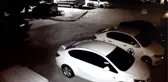 Adana'da akü hırsızlığı güvenlik kamerasında