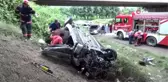 Otomobil TEM otoyolunda viyadükten uçtu: 3 yaralı