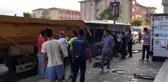 Sancaktepe'de halk otobüsü hafriyat tırına çarptı