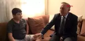 ADANA Akay'dan engelli çocuğa bayram hediyesi