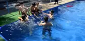 MERSİN OKUL BAHÇESİNDE YÜZME KURSU