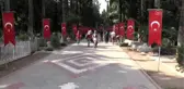 Bayram öncesi şehitliklere ziyaret