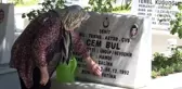 Şehitliklere bayram ziyareti