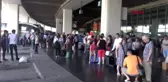 İzmir'e gelen tatilcilerin dönüş yolculuğu başladı