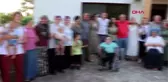RİZE Bayramda buluşan 3 kuşak aile koro oluşturdu, şarkı söyledi