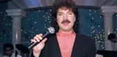 Ünlü şarkıcı Devran Çağlar, hayatını kaybetti