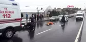 ARNAVUTKÖY'DE MOTOSİKLETLİ GENÇ TIR'IN ALTINDA KALDI