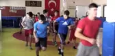 Dünya üçüncüsü mili güreşçi umut vadediyor