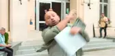 Acele Baba Aranıyor