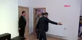 AFYONKARAHİSAR SUNUCU UNUTTU, SALONDAKİLER İSTİKLAL MARŞI'NI OKUYUP, SAYGI DURUŞUNDA BULUNDU