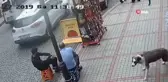 Rize'de bir şahsın eşi ve çocuğunun gözleri önünde vurulduğu anlar kamerada