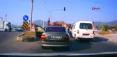 Satırlı trafik magandası