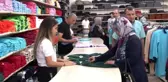Okulların açılmasına sayılı günler kala ailelerin alışveriş telaşı başladı