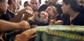 Vefat eden Selahattin Özdemir'e Aramızda Sıra Dağlar şarkısıyla veda edildi