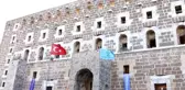 İngiliz şarkıcı Anne Marie, Aspendos'a hayran kaldı